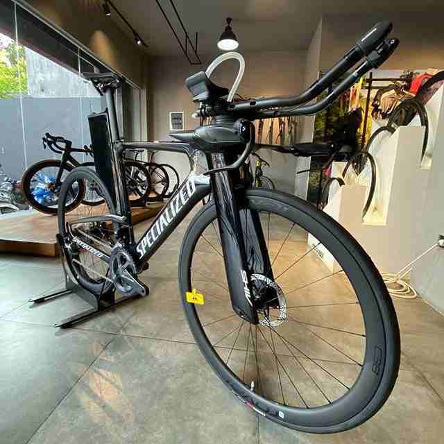2020 Specialized Turbo Levo Comp
20/20 ROAD AND MOUNTAIN BIKES NOW IN STOCK FOR SALE !
All models of Specialized, Trek, Cannondale, Gary Fisher, Klein, GT, Scott, Cervélo, Pinarello, Col...
